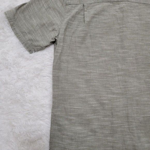 Woolrich Men's Gray Button Up Shirt Large LG, Front Pockets Short Sleeve Casual - Picture 3 of 10